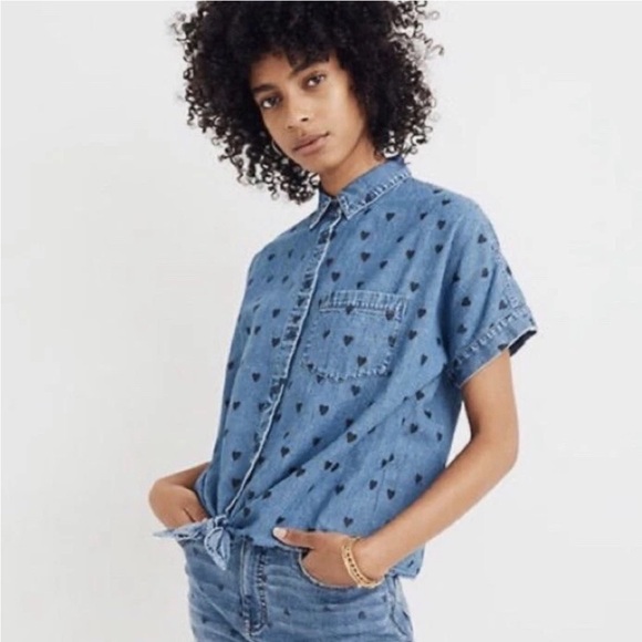 Madewell Denim Short-Sleeve Tie-Front Shirt in Heart Print Small - Picture 1 of 8